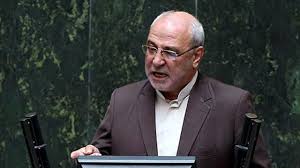 ببینید | حاجی دلیگانی: من به عراقچی هشدار می‌دهم که اگر پا را از قانون فراتر بگذاری شما را مجازات خواهیم کرد!