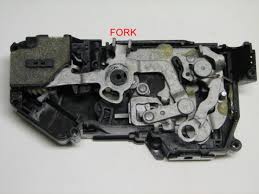 Read more to find out how. Door Lock Assembly Fix Lots Of Pics Chevy Hhr Network