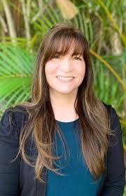 Lisa Panzarella's Instagram, Twitter & Facebook