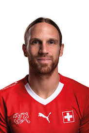 His jersey number is 11. Der Passionierte Koch Der Frauenheld Und Der Mann Ohne Hobbys Was Sie Uber Unsere 23 Wm Fahrer Wissen Mussen