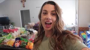 Mom-of-5 reveals how she only goes grocery shopping twice a year