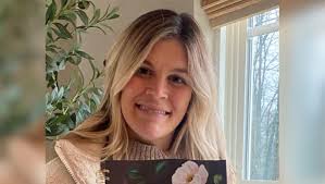 Amazon.com : 1CANOE2 Pacifica Planner Weekly and Monthly 2025, Hardcover  Floral Spiral Planner, Cute 2025 Calendar, Daily and Monthly Planning  Organizer : Office Products