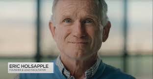 Eric Holsapple's Instagram, Twitter & Facebook