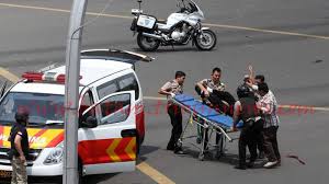 Belajar menggambar mainan mobil polisi tayo untuk anak. Beritafoto Anak Muda Itu Menenteng Senjata Dan Tembak Pak Polisi Tribun Batam