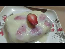 Who will say no to an extra spoon of paal kova? Strawberry Milk Pudding Recipe In Tamil Youtube Pudding Recipes Milk Recipes Homemade Recipes