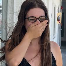 Yo cuando voy a lanzar música.