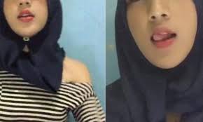 61,081 likes · 2,609 talking about this. Tampil Hot Di Bigo Gadis Berjilbab Adelia Zahra Bikin Heboh