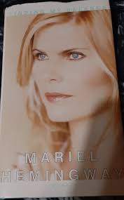 A CORNERSTONE': Ernest Hemingway's granddaughter explains how her faith in  God has helped her overcome depression and understand her family's tragic  past. https://trib.al/soOgwGk