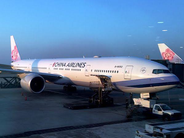 China Airlines Crew Begin Strike in Taipei – The Diplomat