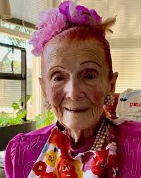 Valerie Sutton's Instagram, Twitter & Facebook