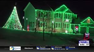 House with christmas lights to music. The Hathaway Holiday Lights Is A Must See