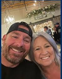 Linda Predmore's Instagram, Twitter & Facebook