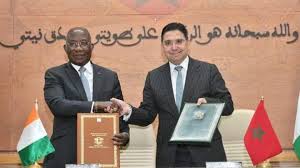 Diplomatie renforcement de l'axe Abidjan Casablanca : Le Maroc et la Côte  d'Ivoire ont signé neuf accords bilatéraux lors de la 5ème session de la  Grande Commission Conjointe de Coopération à Laâyoune.