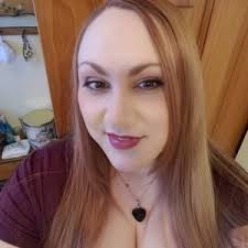 Aurora Krueger (@aurora_k)