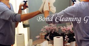 Reach Us For Bond Cleaning In Brisbane A One Bond Cleaning Focuses On Providing Standard End Of Le Window Cleaning Services Cleaning Service Move Out Cleaning