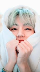 Gosh So Cute Yah Kim Taehyung Let Me Breath Pls Bts Taehyung Taehyung Foto Bts