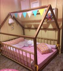 Pin By Dimples On Camas Casinha Sleepover Room Toddler Rooms Baby Room Decor