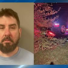 Alleged drunk driver crashes into pole, disrupts 911 service in Lincoln