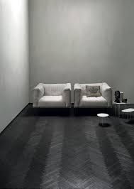 Sotto la regia di piero lissoni, materie, texture e colori trovano modo di dialogare e di fondersi in una partitura organica dando vita a raffinati accordi cromatici e materici. Kerakoll Design House