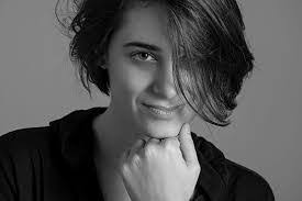 Mariana Griffith's Instagram, Twitter & Facebook