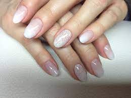 leichtes weiss verlaufen schone nagel nagel nageldesign