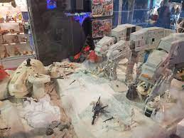 Star wars diorama is a collection of my personal set of star wars dioramas from the first three movies; Battle Of Hoth Diorama At My Local Toy Museum Starwars