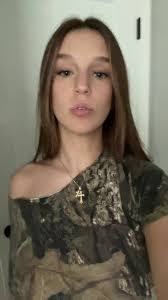 Jill Otto's Instagram, Twitter & Facebook