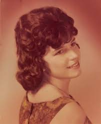 Faye Booth's Instagram, Twitter & Facebook