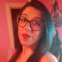 Angela Comito's Instagram, Twitter & Facebook