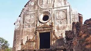 Indian saint, devotees head to Vasai Fort