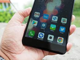 Xiaomi Mi Max 2 review: Bigger is ...