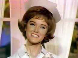 Diane Lennon's Instagram, Twitter & Facebook