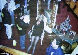 The barrel of a gun may have been forced into actress lana clarkson's mouth, bruising her tongue before the gunshot that killed her, a coroner testified today (may 29) in record producer phil. Lana Clarkson Mindbender Drone Fest