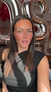 Phoebe Barlow's Instagram, Twitter & Facebook