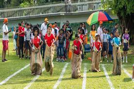 Malaysian means citizen of malaysia which consists of many races mainly malay, chinese, indian and east in malaysia, constituionally, any person of malaysian origin can be considered as malay as well if when singapore held the sea games, they showed chinese, indian and malay cultures in the. Four Benefits Of Playing Traditional Indian Games