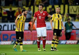 When mats hummels left borussia dortmund for bayern munich, leaving the yellow wall behind to the chagrin of many diehard fans, few would have imagined that he might ever return.but according to a breaking story by bild, a return to the yellow and black next season is a real possibility. Mats Hummels Hammered By Boo Boys As He Helps Bayern Munich Beat Former Club Borussia Dortmund Daily Mail Online