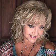 Connie Orr's Instagram, Twitter & Facebook