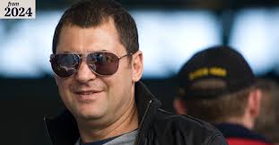 Racing Victoria: Board survives spill vote led by billionaire racehorse  owner Jonathan Munz