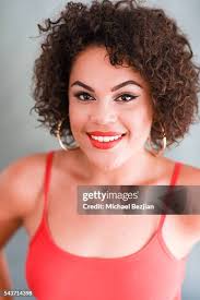 83 Millie Brown And Friends Visit The Starving Artists Project Stock  Photos, High-Res Pictures, and Images