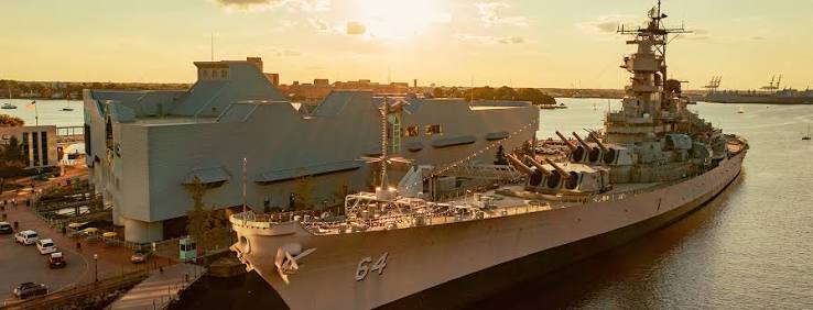 The Battleship Wisconsin - Nauticus & The Battleship Wisconsin