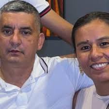 Incineran un bus de servicio público en Calazans