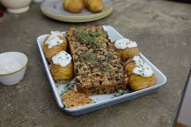 We did not find results for: Arrosto Vegetariano Ai Funghi Con Patate E Salsa Yogurt Muller Italia