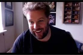Interview With The Goes Wrong Show S Henry Lewis Www Raveituptv Com