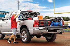 Unlike your typical sedan, the ram 1500 pickup boasts a large truck bed that allows you to carry a variety of items. Ram 1500 Truck Bed Dimensions Ram Bed Specs