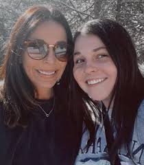 ⭐️ MEMBER MONDAY⭐️ This week we are featuring our Community Outreach  Director/Notch 8 Door Greeter, Rhonda Eickhoff! There is no doubt that  @rhonda.eickhoff is one of the first people you will meet