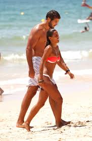Este domingo, dia 23, foi especial para a família de carolina patrocínio. Carolina Patrocinio E Goncalo Uva Divertem Se Na Praia Holofote