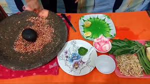 Salah satunya dengan menggunakan tulang sapi atau daging sapi. Pical Padang Pecel Sayur Gado Gado Cara Membuat Kuah Pical Resep Bumbu Pical Kuah Pecel Youtube