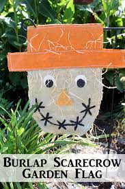 This easy and fun garden flag is the perfect flag to add a little personalized touch to any yard. Burlap Scarecrow Garden Flag The Country Chic Cottage