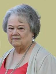 Janice Arnett's Instagram, Twitter & Facebook