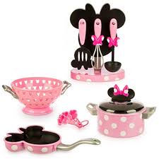 La compañía de animación disney es más vieja que tus propios abuelos, llevan años creando personajes fabulosos. Amazon Com Disney Minnie Mouse Cocina Gourmet Set Juguetes Y Juegos Minnie Mouse Kitchen Minnie Mouse Toys Cooking Set